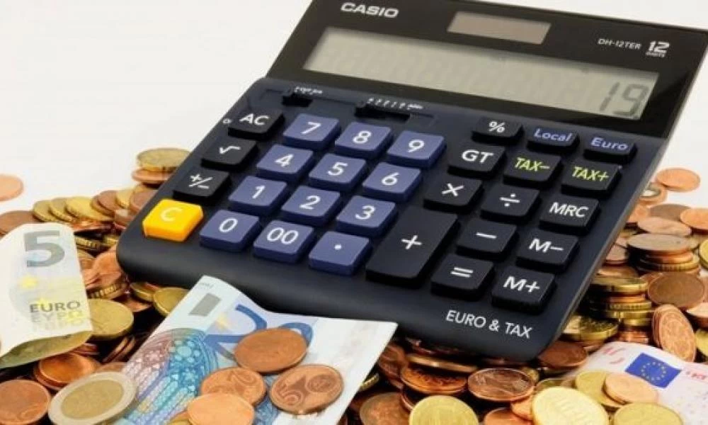 Οι νέοι μισθοί και οι συντάξεις του 2021 – Ποιοι θα δουν περισσότερα χρήματα στους λογαριασμούς τους